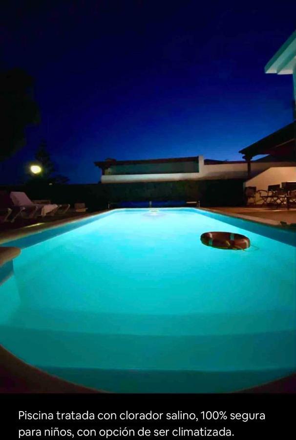 Agatha, Vacaciones En Familia En Lanzarote Вилла
